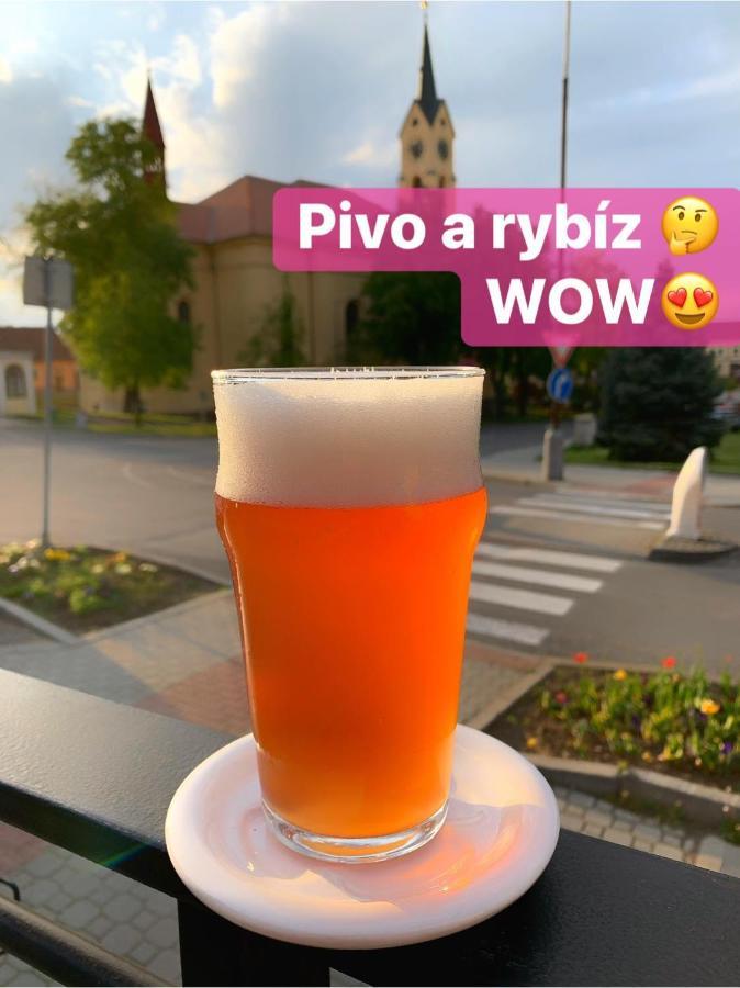 Milevsko Penzion U Broucka מראה חיצוני תמונה